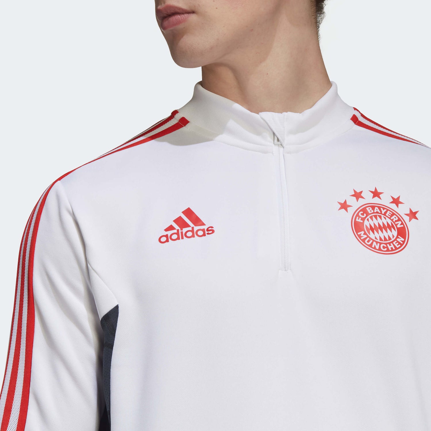 adidas 2022-23 Bayern Munich Training Top - White (Detail 1)