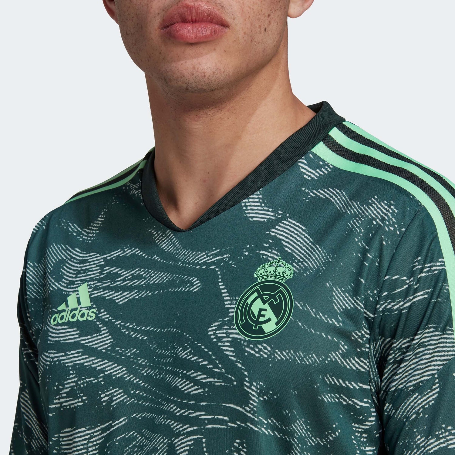 REAL MADRID 22/23 adidas® GREEN TRAINING SHORTS