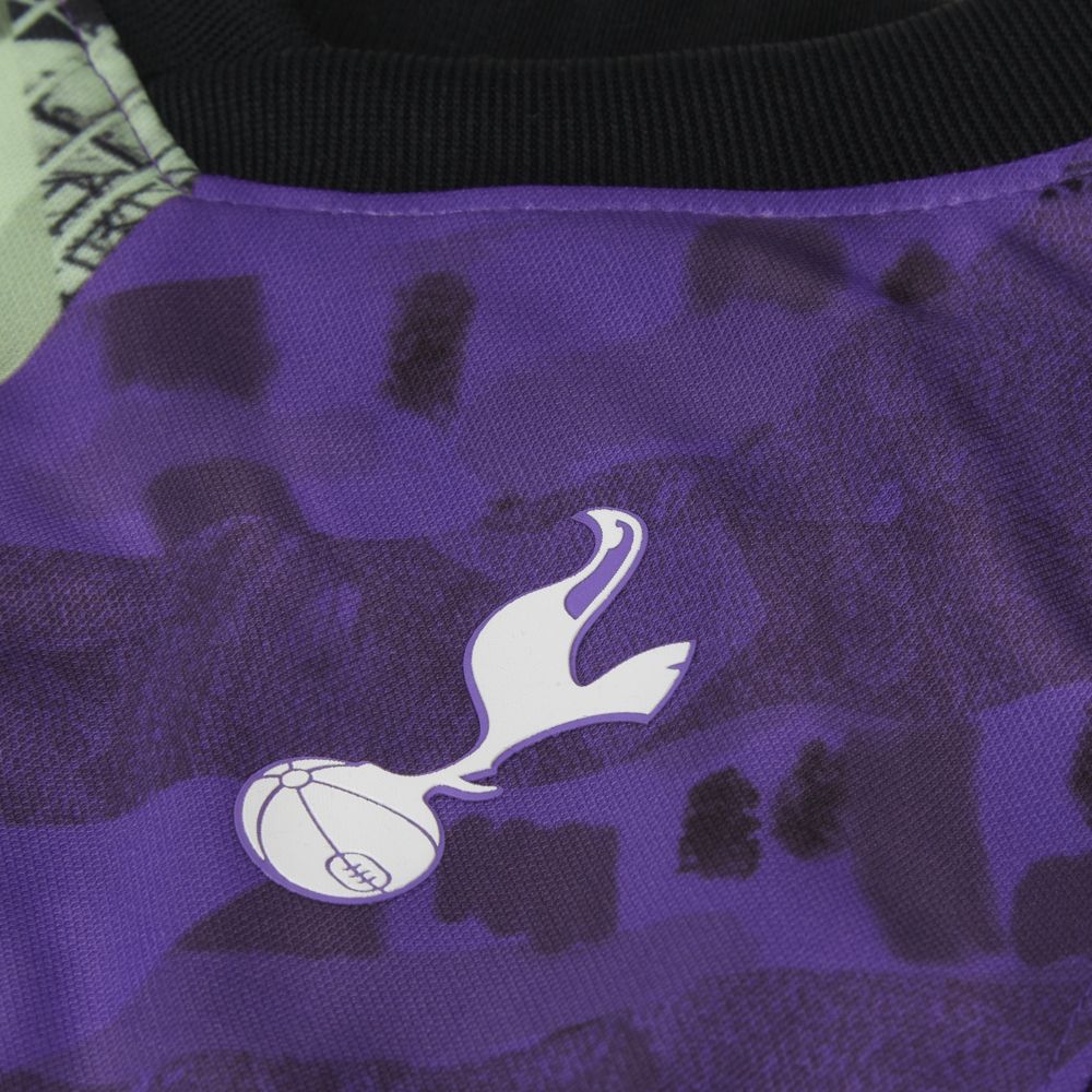 Tottenham's 2021-22 third kits have leaked and they are WILD